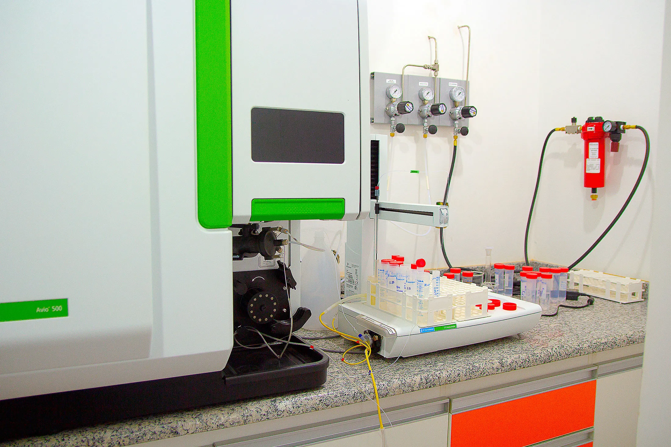 Laboratório Mondial Lab